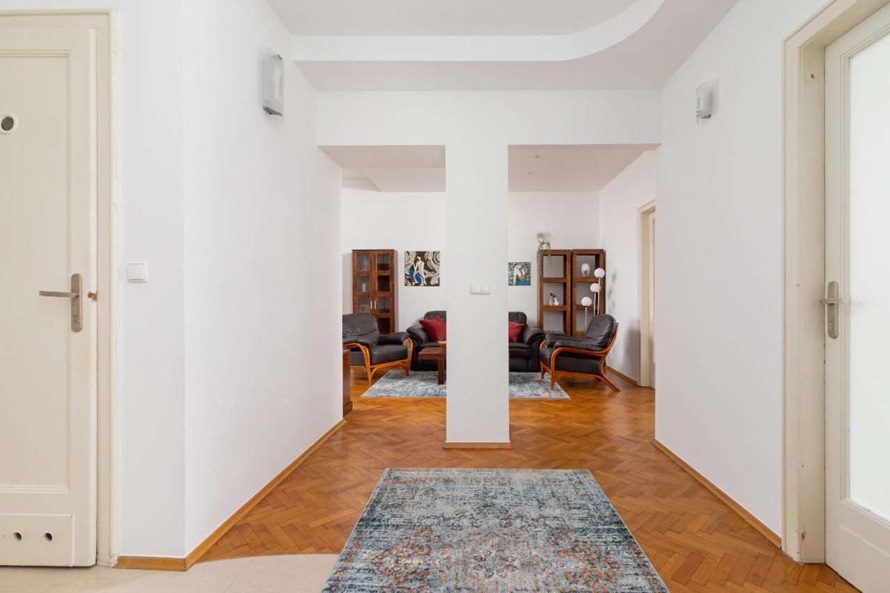Slowacki Avenue Family Apartments Cracow By Noclegi Renters Krasków Exterior foto