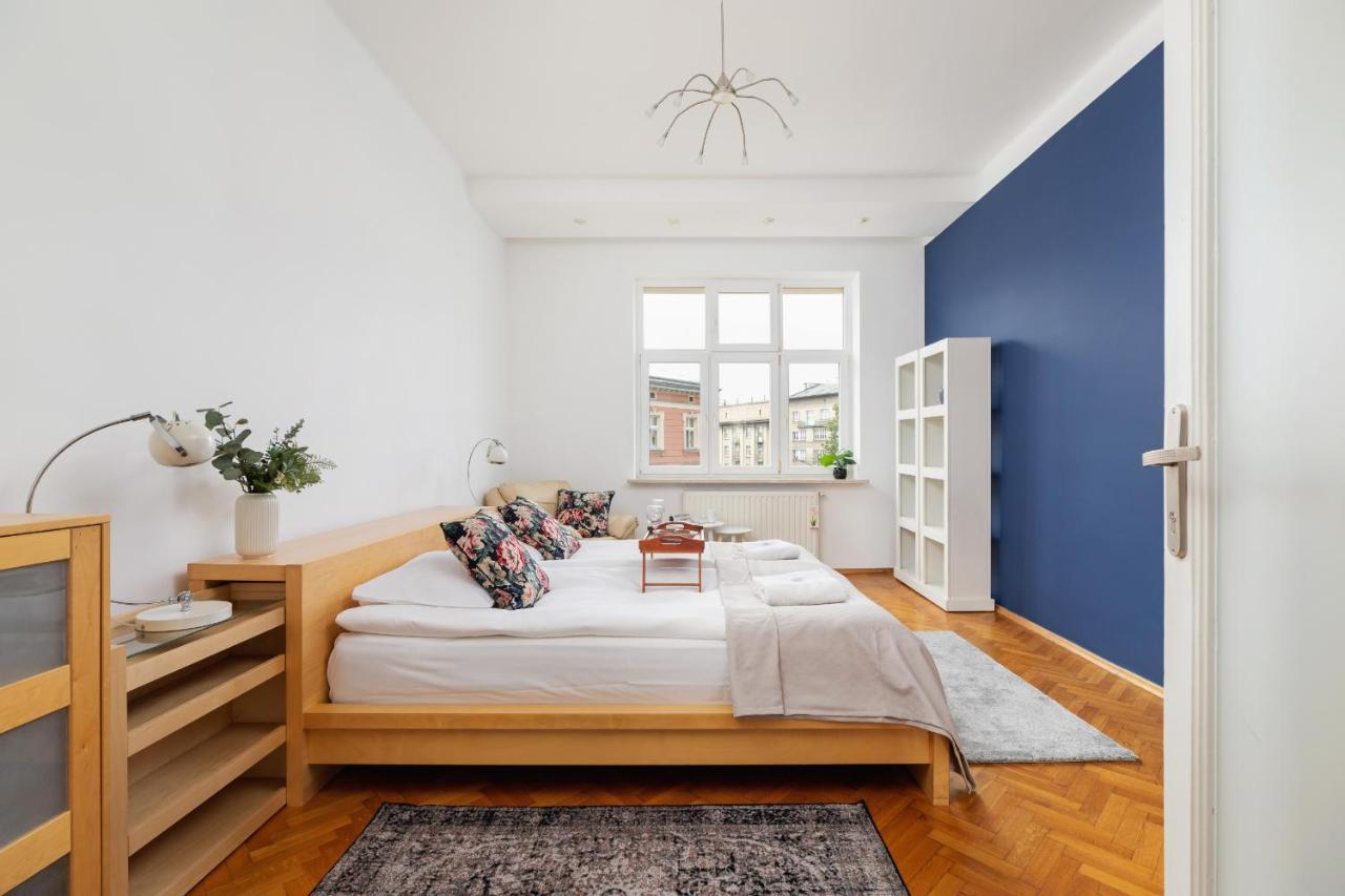 Slowacki Avenue Family Apartments Cracow By Noclegi Renters Krasków Exterior foto
